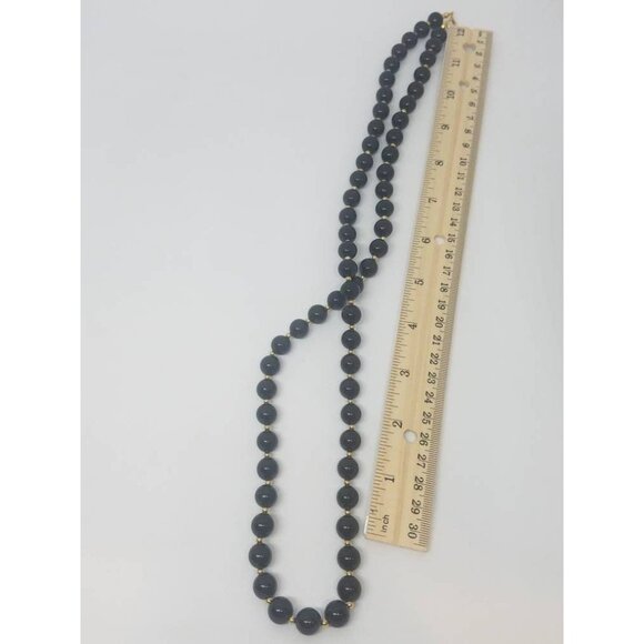 Vintage black and gold bead necklace - Picture 8 of 8